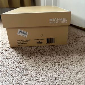 Michael Kors fashion snaeker